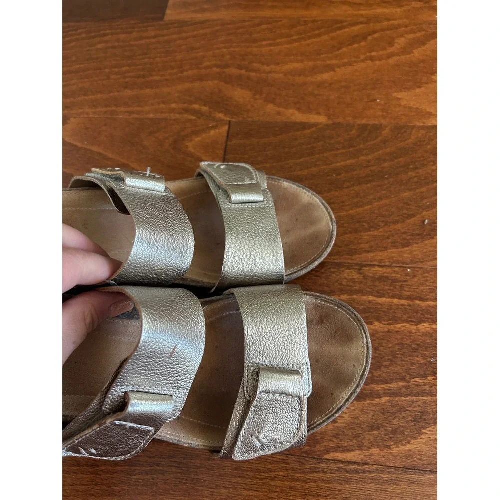 Clarks artisan petrina